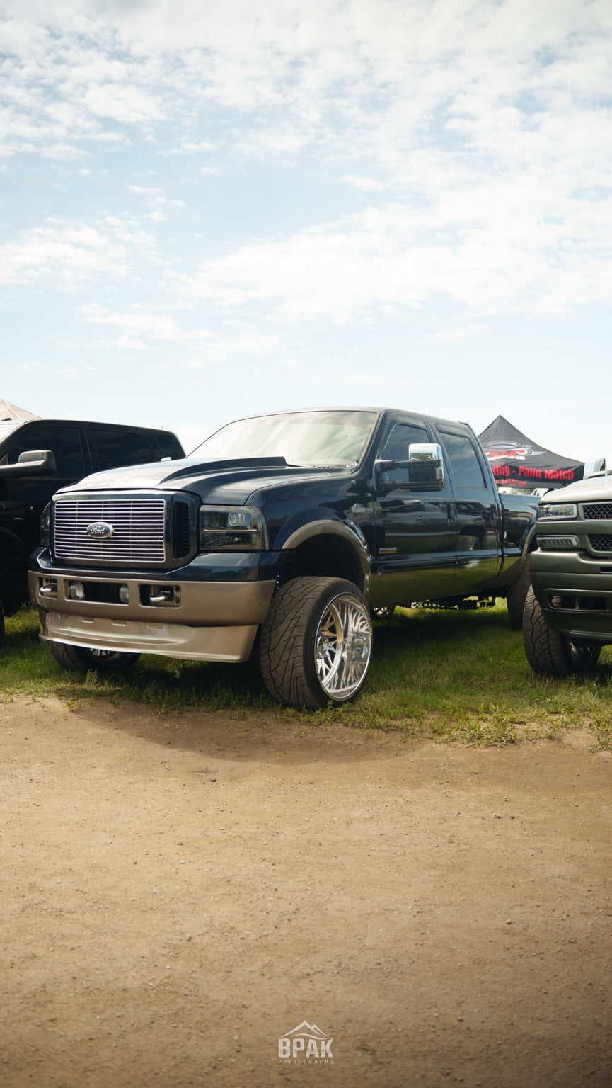 2011-2016 Ford F-250/F-350 Traction Bar Kit